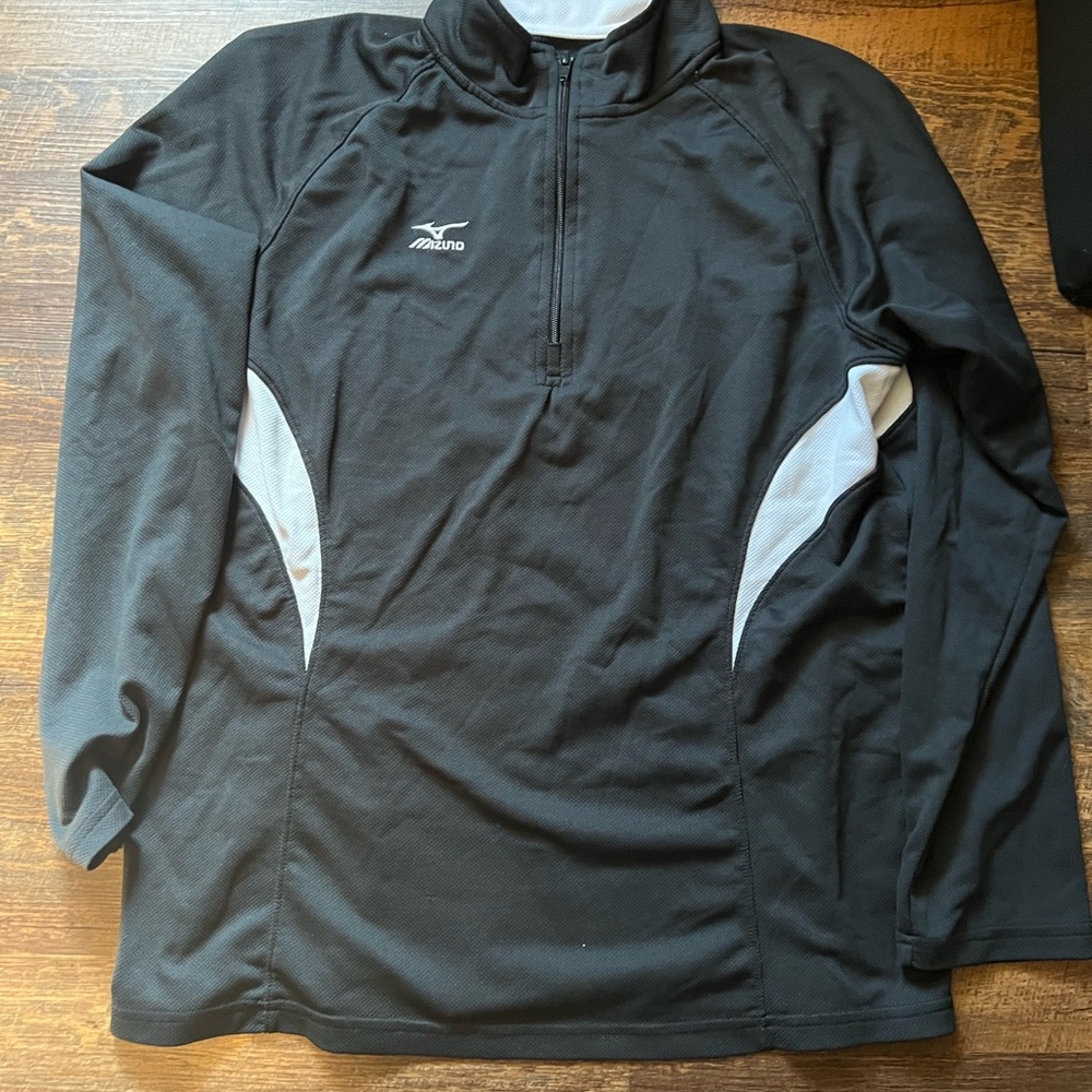 Mizuno Black and White Women’s Jacket Size L